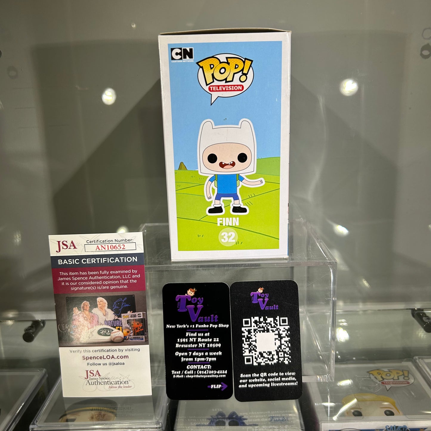 [SOLD 8.14.24] Funko Pop! Television Adventure Time - Finn #32 Signed by Jeremy Shada