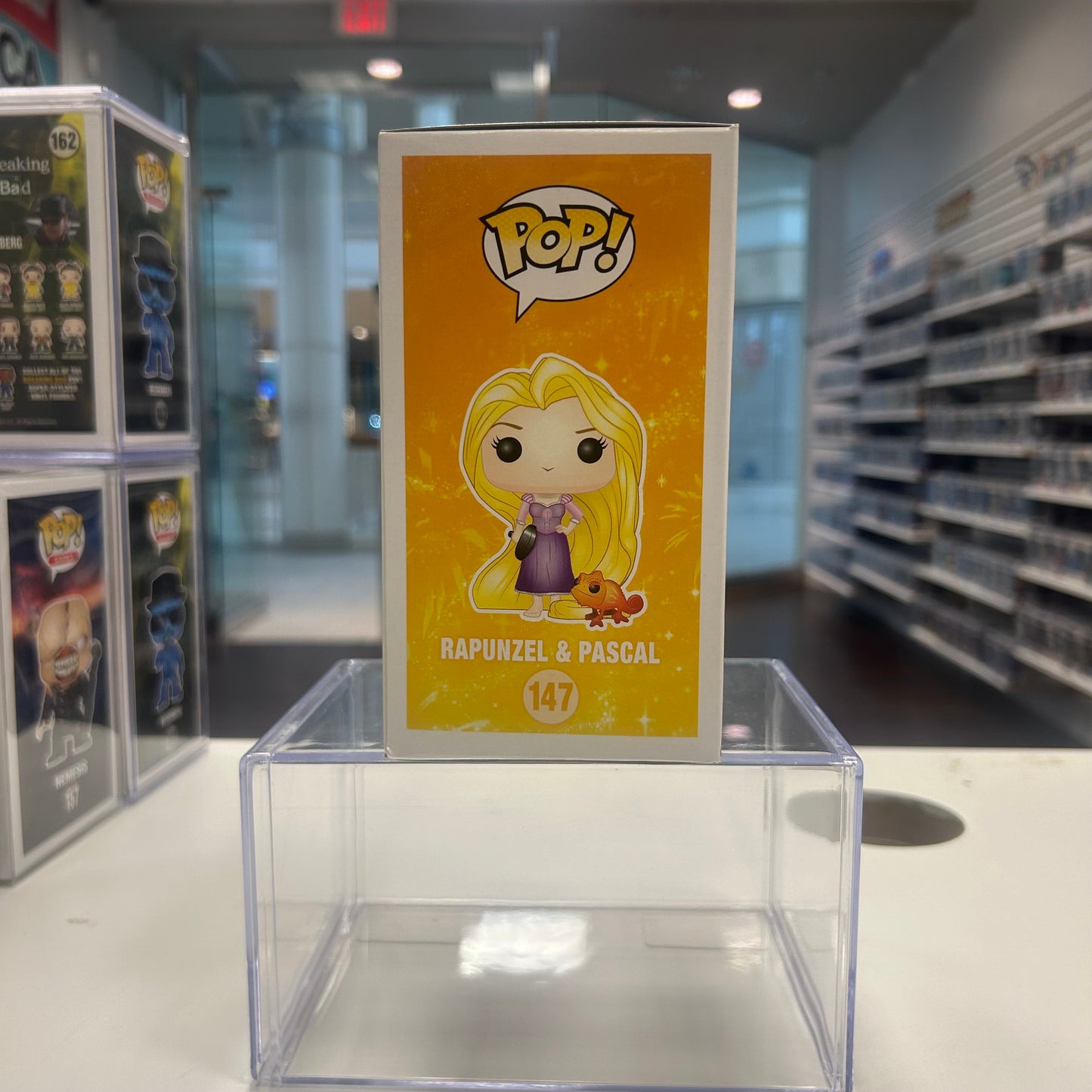 Funko Pop! Disney Tangled - Rapunzel with Frying Pan & Pascal (Red) #147 2015 SDCC Shared Exclusive