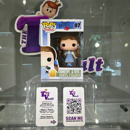 Funko Pop! Movies Wizard of Oz - Dorothy with Toto #07