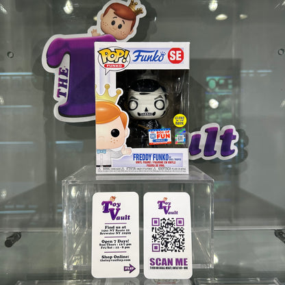 Funko Pop! Icons Games Fortnite - Freddy Funko as Skull Trooper SE Glow in the Dark Box of Fun Exclusive LE 1000