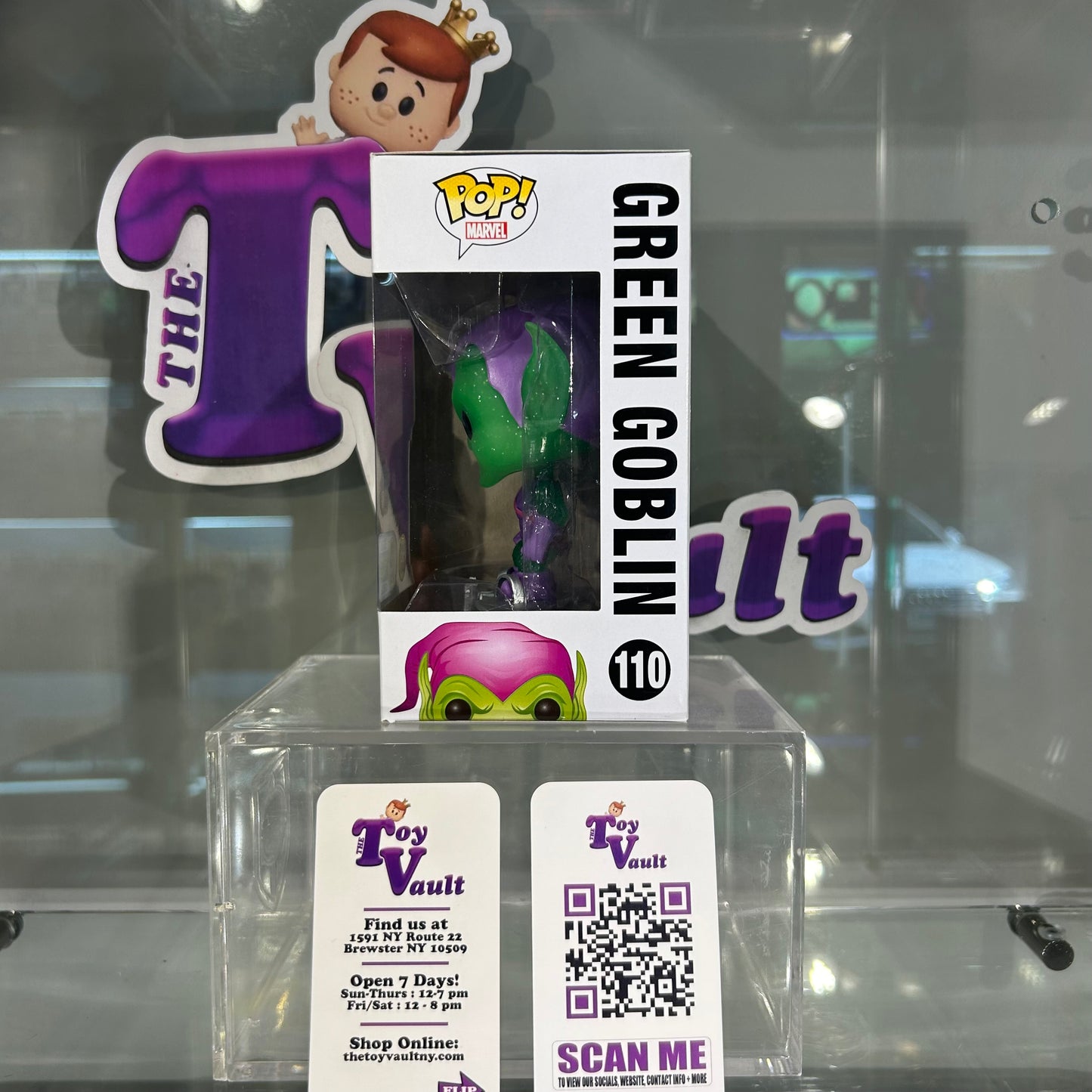 Funko Pop! Marvel Spider Man Villains - Green Goblin #110 Glow in the Dark 2016 San Diego Comic Con Exclusive