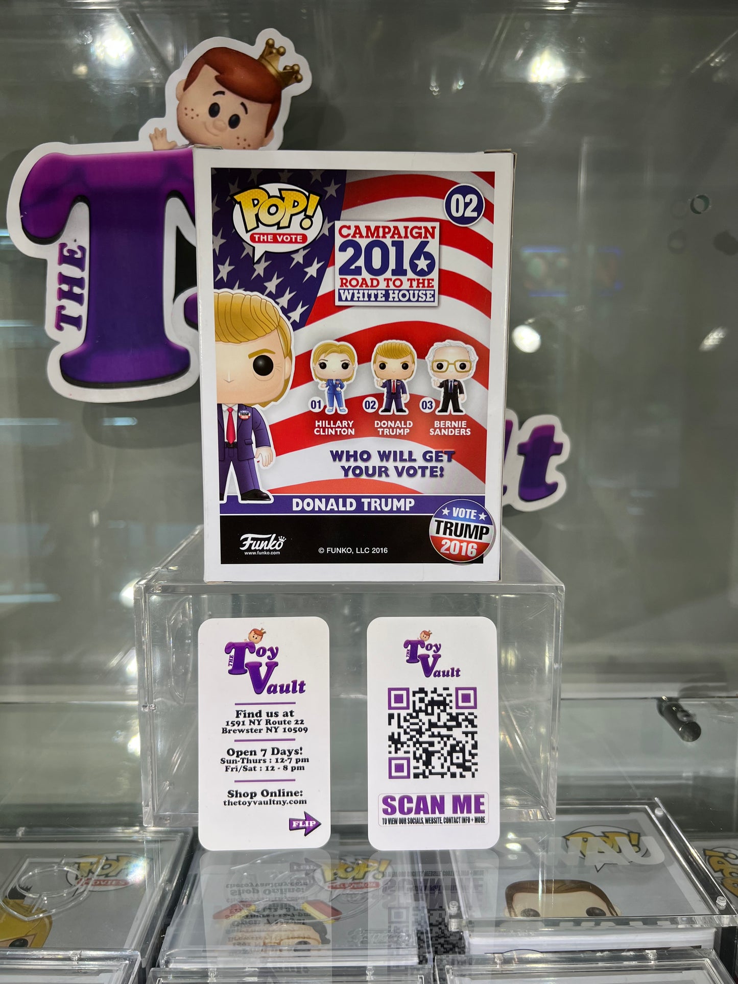 [SOLD 7.1.24] Funko Pop! Icons Politics Road to the White House 2016 - Donald Trump #02