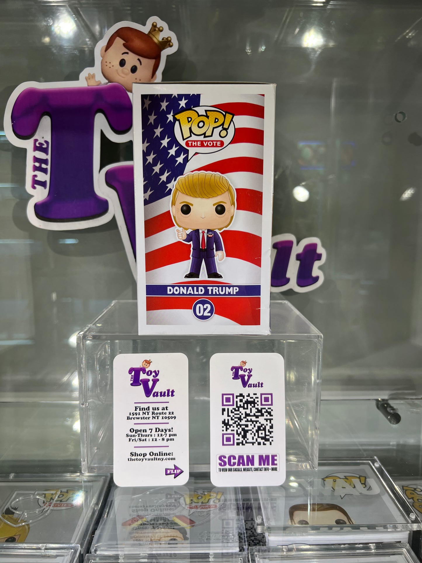 [SOLD 7.1.24] Funko Pop! Icons Politics Road to the White House 2016 - Donald Trump #02