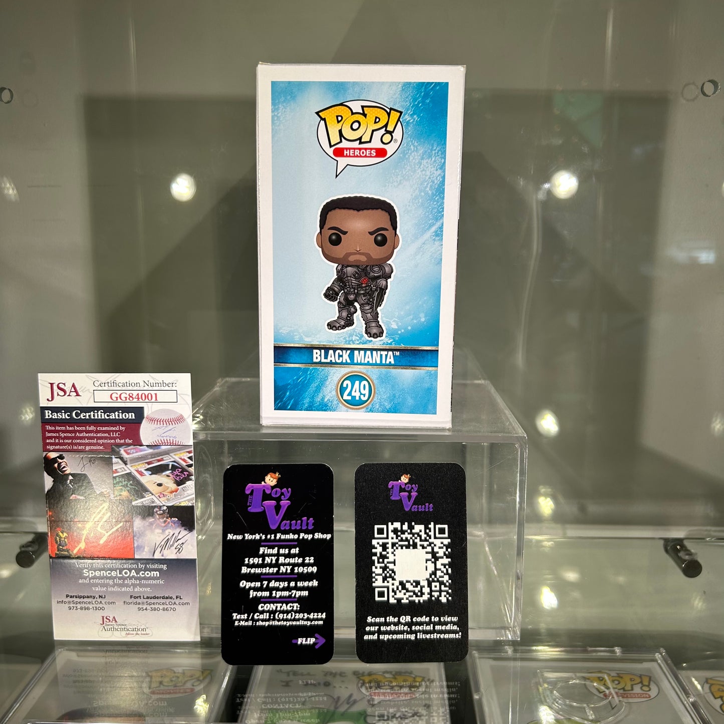 Funko Pop! DC Heroes Aquaman - Black Manta #249 Signed by Yahya Abdul-Mateen II Regal Cinemas Exclusive