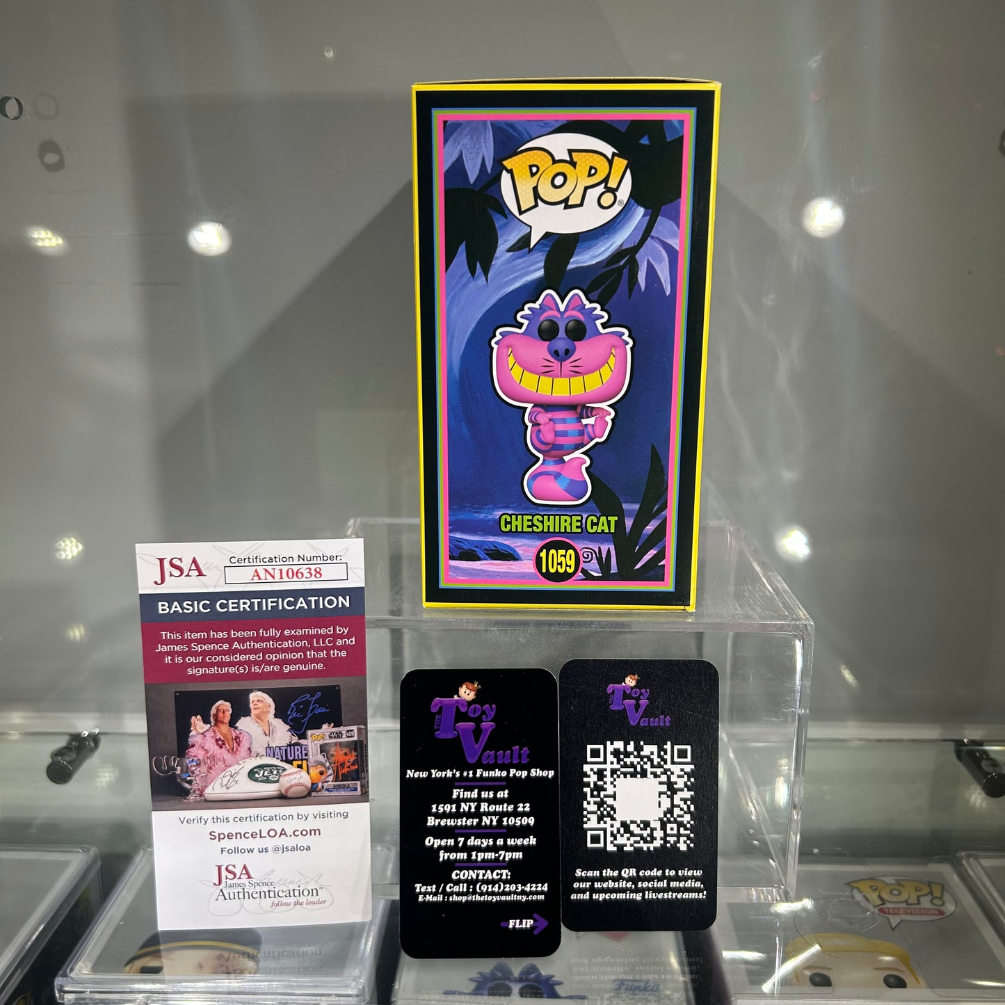 Funko Pop! Disney Alice in Wonderland - Cheshire Cat #1059 Blacklight Signed by Jim Cummings Funko Shop Exclusive